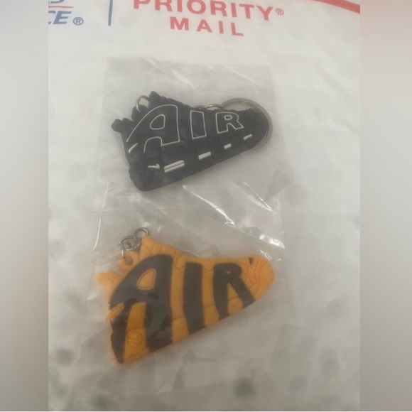 Nike KeyChain’s - Picture 2 of 2